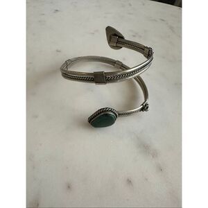 Green color stone bangle arm bracelet